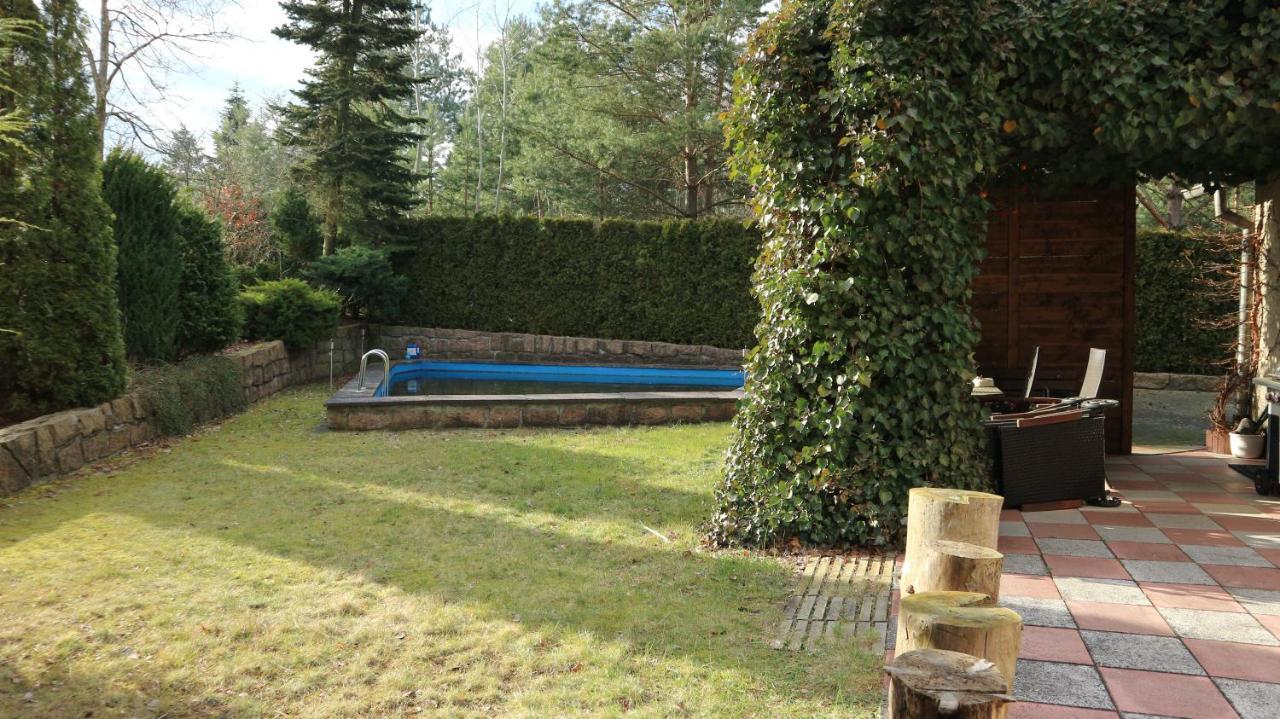 Ferienhaus Mit Pool Zum Traeumen Und Entspannen Fuer Alle Sinne Bad Schmiedeberg Exteriör bild